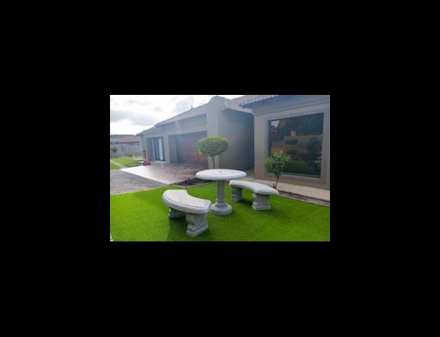 4 BEDROOM HOUSE FOR SALE IN WATERBERRY COUNTRY ESTATE